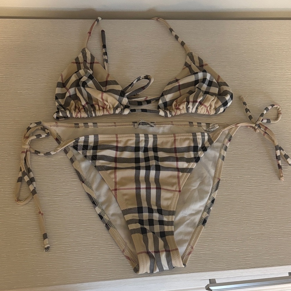 Burberry Bikini Set